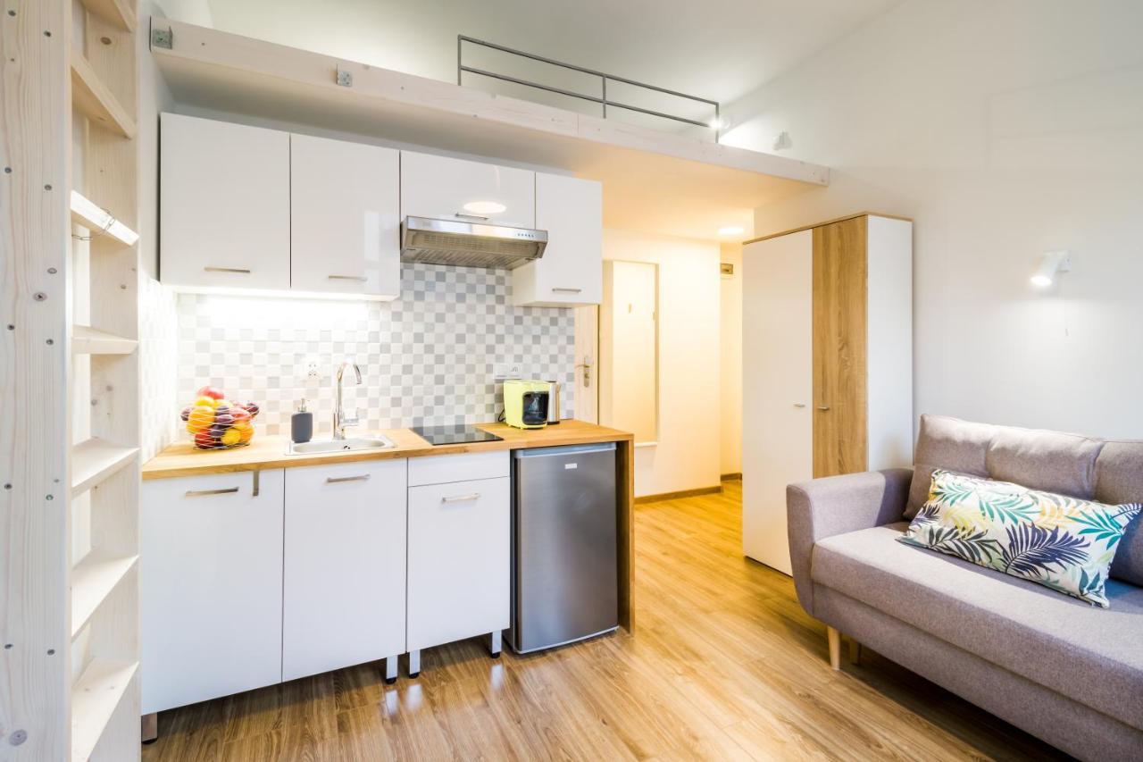 Solna Atelier Διαμέρισμα Krasków Εξωτερικό φωτογραφία